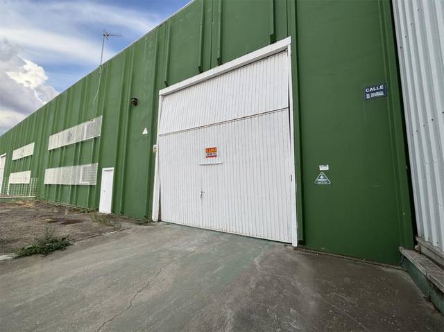 Local comercial en Alquiler en Calle Esparragal, 43 en Santovenia de Pisuerga