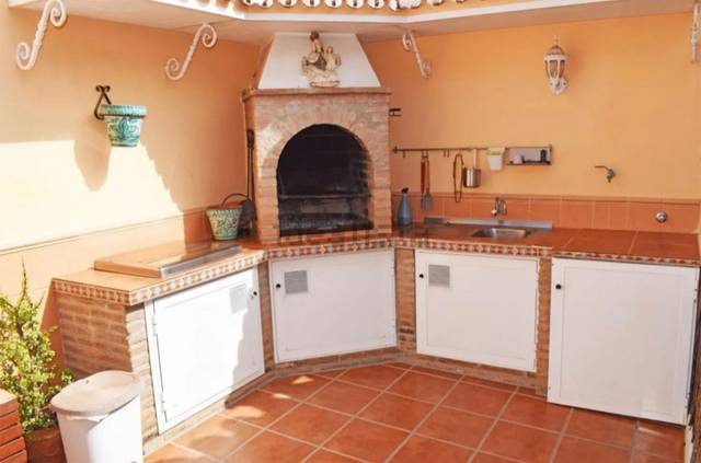 Casa adosada en Venta en Calle Padre Martín, 37 en San Alberto - La Alcubilla - Florisol