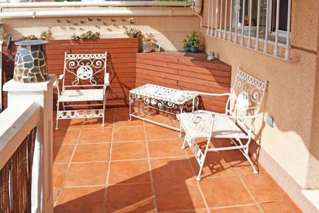 Casa adosada en Venta en Calle Padre Martín, 37 en San Alberto - La Alcubilla - Florisol