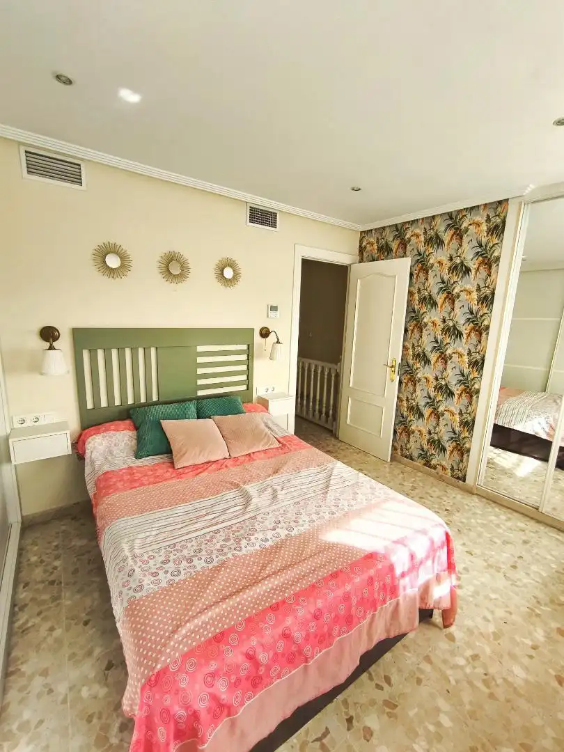 Detached homes for sale in Calle Padre Martín, 37, San Alberto - La Alcubilla - Florisol Bedroom of Detached homes for sale in Málaga with Heating and Furnished