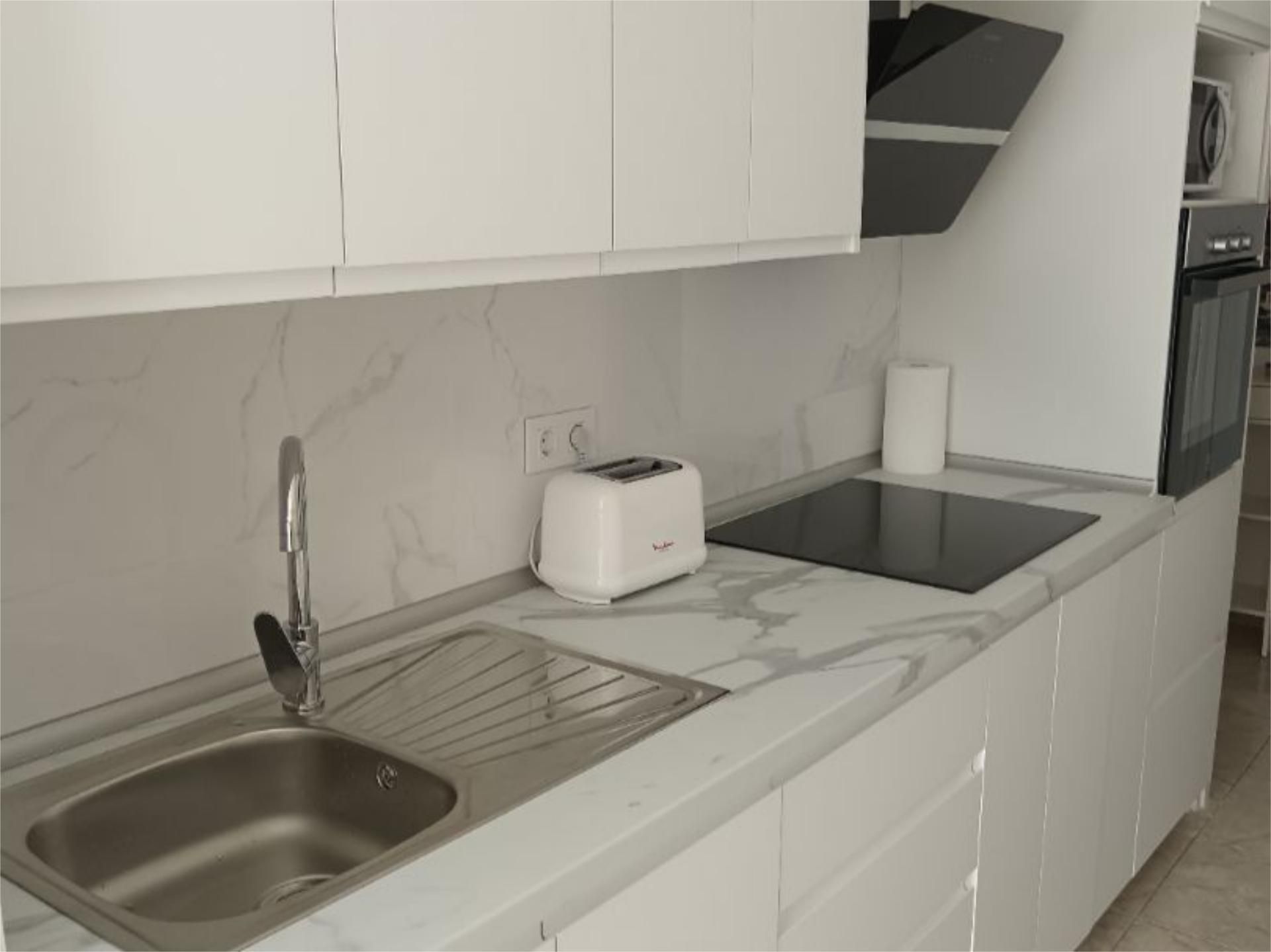 Piso en venta en Avenida de Tejeda, 50, San Fernando Cocina de Piso en venta en San Bartolomé de Tirajana con Amueblado y Parking comunitario