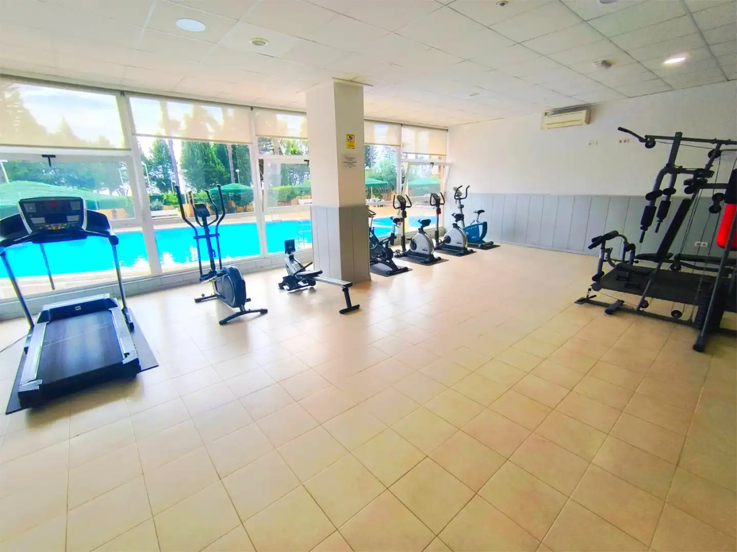 Piso de alquiler en Carrer Amplaries, 29, Costa Marina Piscina de Piso de alquiler en Oropesa del Mar / Orpesa con Aire acondicionado, Calefacción y Jardín privado
