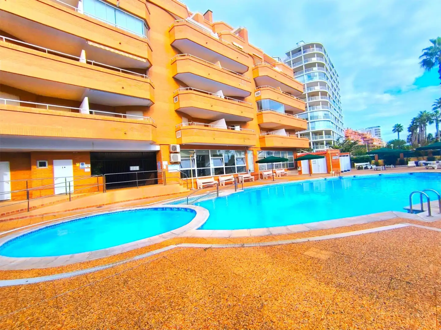 Piso de alquiler en Carrer Amplaries, 29, Costa Marina Piscina de Piso de alquiler en Oropesa del Mar / Orpesa con Aire acondicionado, Calefacción y Jardín privado