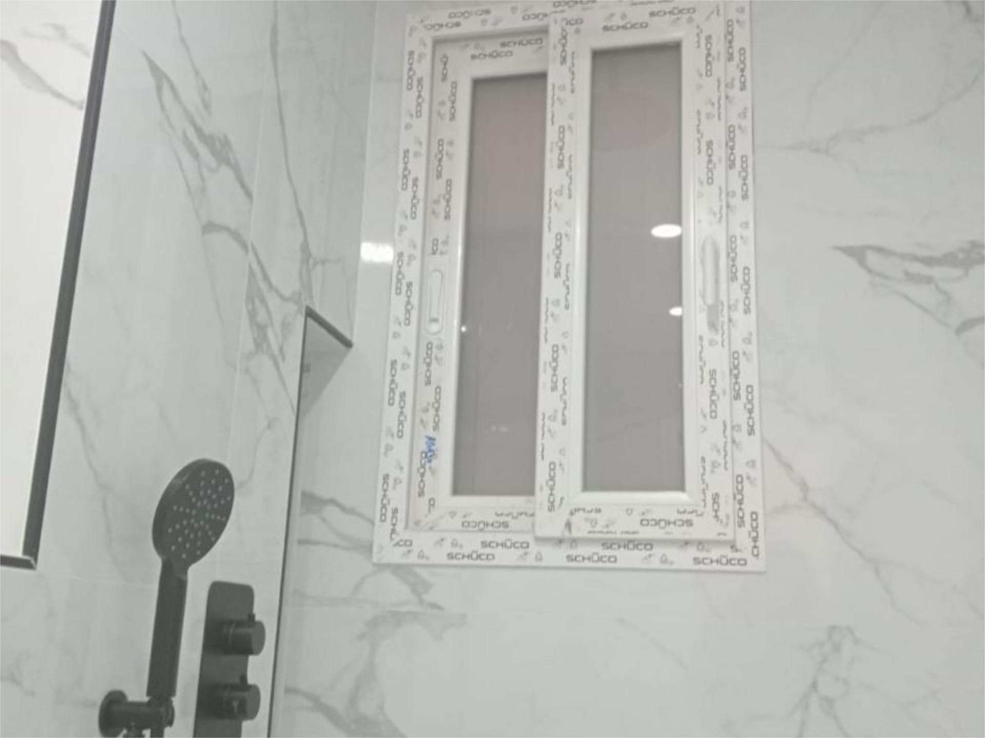 Bany de Pis en venda en Talavera de la Reina amb Terrassa