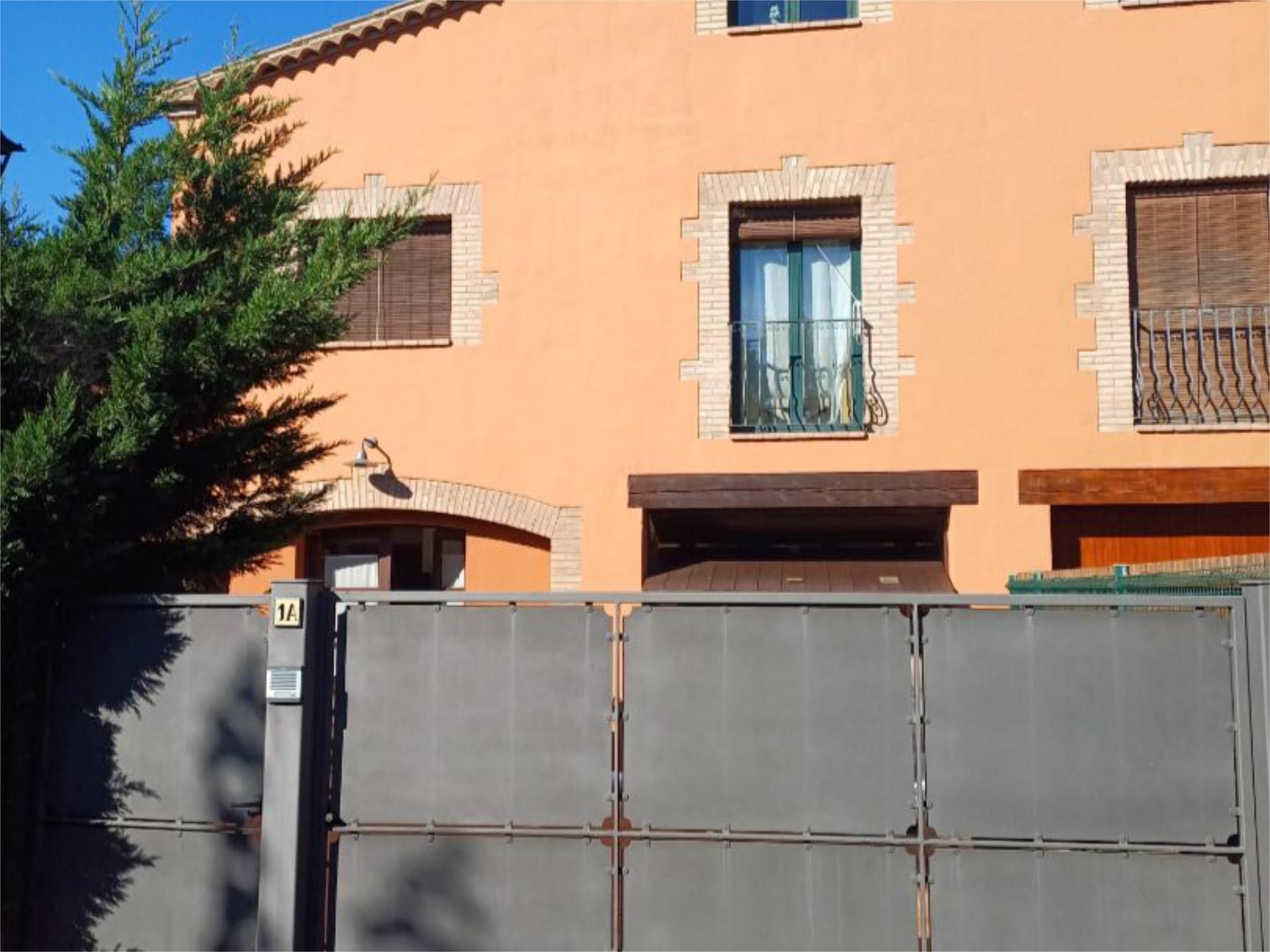House or chalet for sale in Carrer de la Ciutadella, 9, Mont-ras Exterior view of House or chalet for sale in Mont-ras  with Terrace, Swimming Pool and Balcony