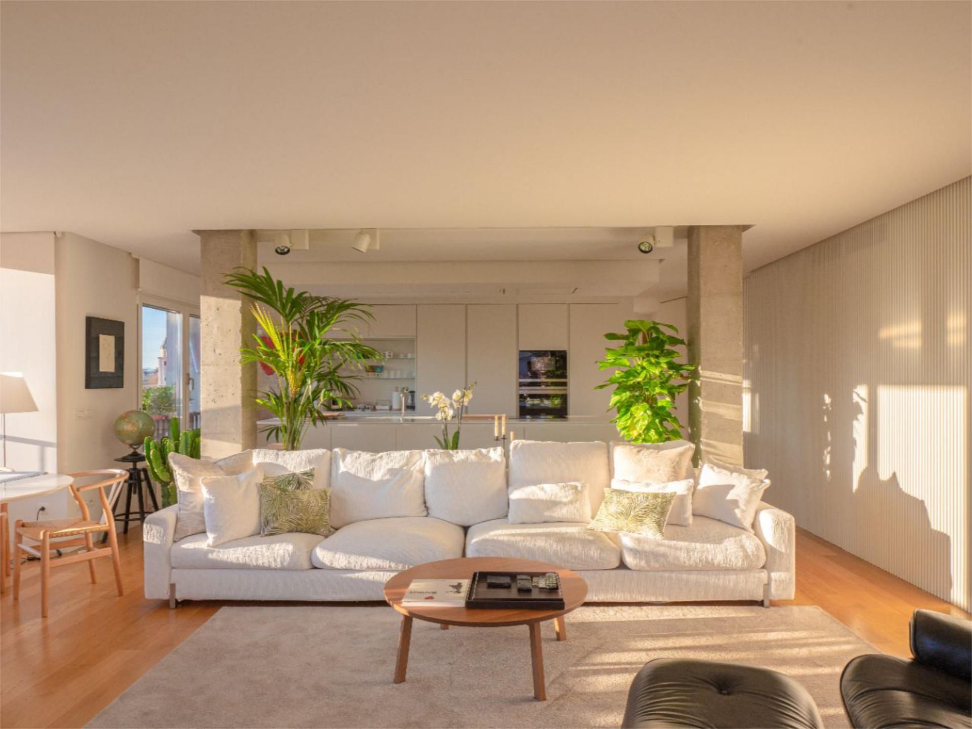 Pis de lloguer a Calle Compositor Ruiz Aznar, 14, Cervantes Sala d'estar de Pis de lloguer en  Granada Capital