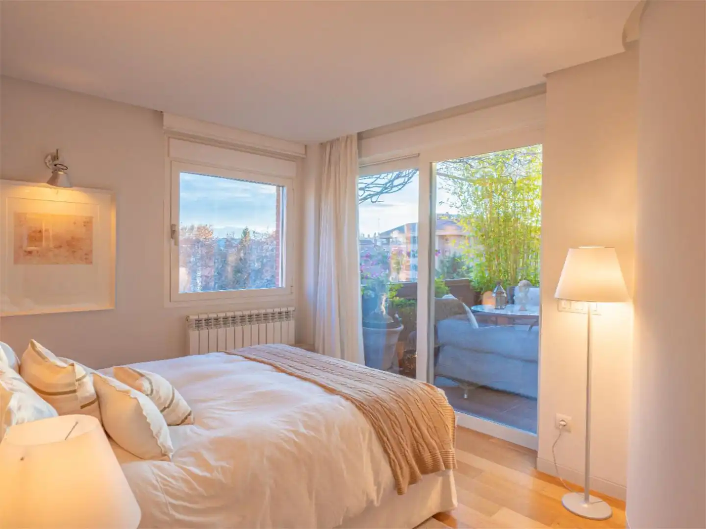 Bedroom of Flat for rent in Granada