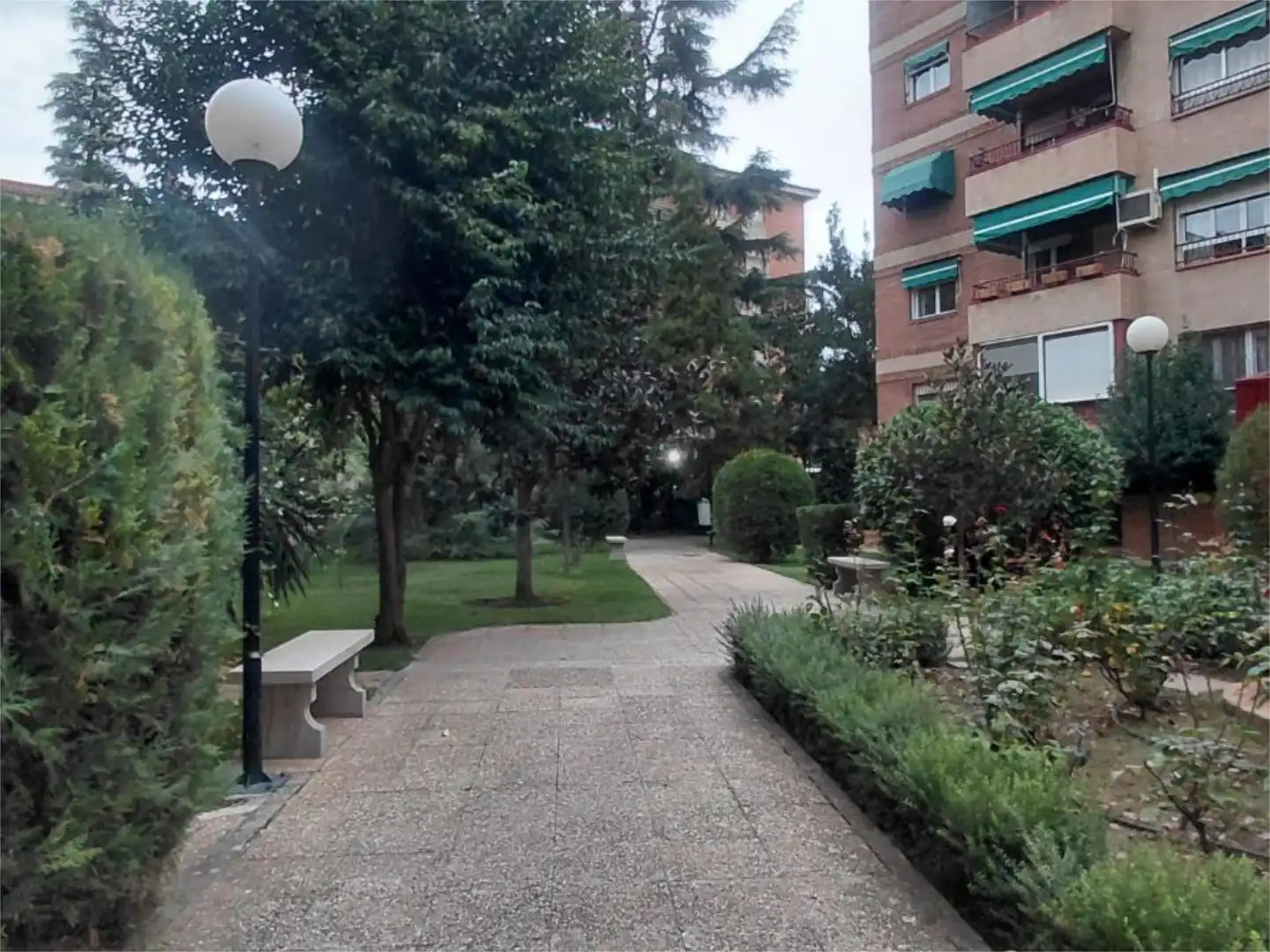 Exterior view of Flat for rent in Granada