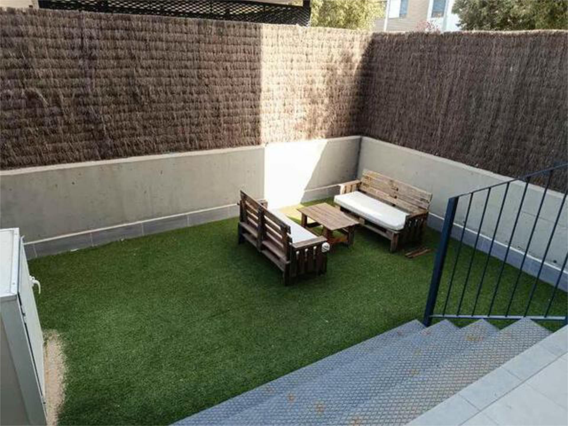 Terrassa de Estudi de lloguer en  Córdoba Capital amb Jardí privat, Terrassa i Piscina