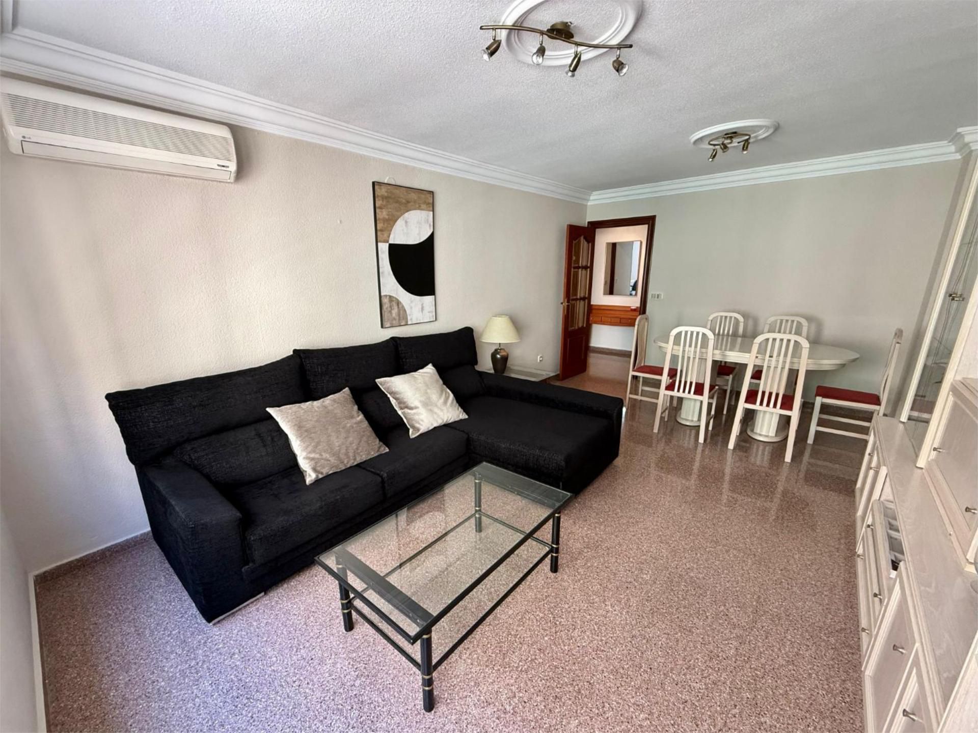 Piso de alquiler en Carrer de Barcelona, 6, Jijona / Xixona Sala de estar de Piso de alquiler en Jijona / Xixona con Aire acondicionado, Amueblado y Balcón