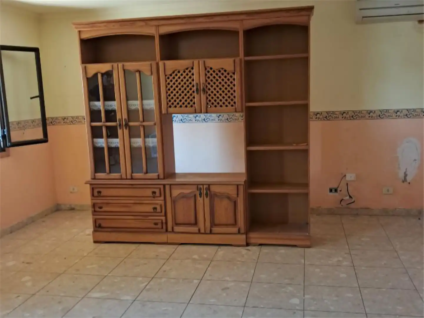 Sala d'estar de Casa o xalet en venda en San Bartolomé de Tirajana amb Aire condicionat, Terrassa i Balcó