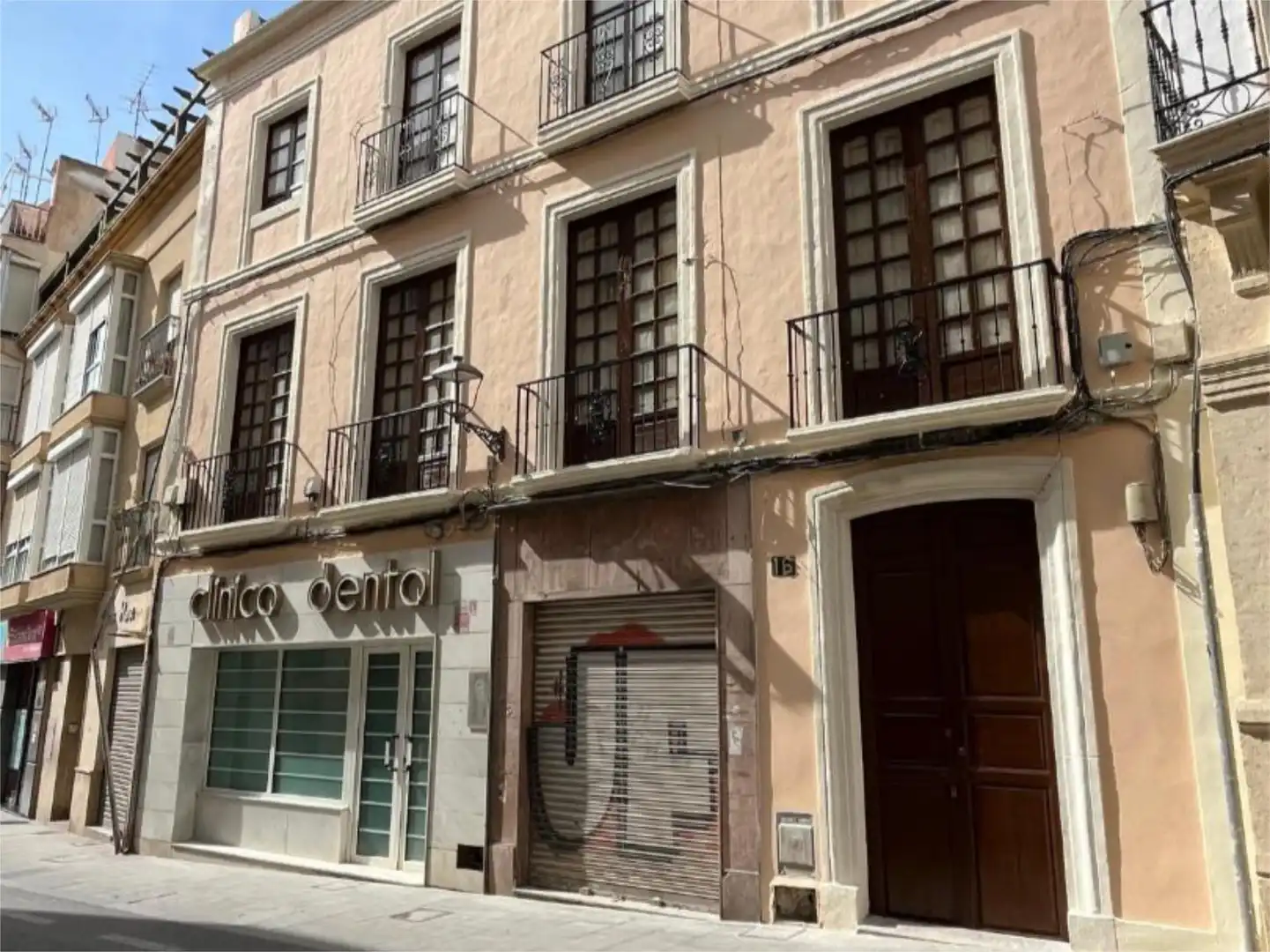 Vista exterior de Pis en venda en Almería