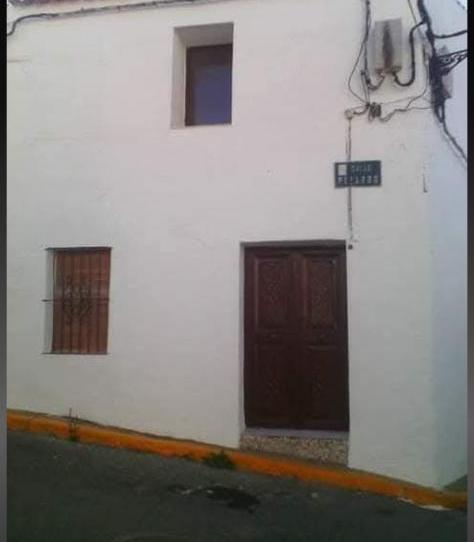 Foto 1 de Planta baixa en venda a Calle Pizarro, 2, Calera de León, Badajoz