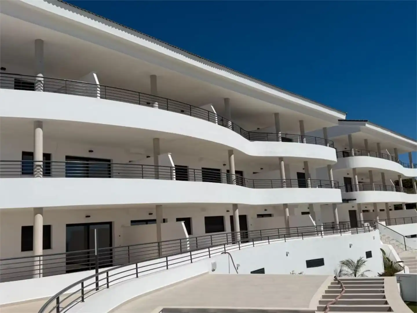 Vista exterior de Piso en venta en Benalmádena con Aire acondicionado, Calefacción y Parquet