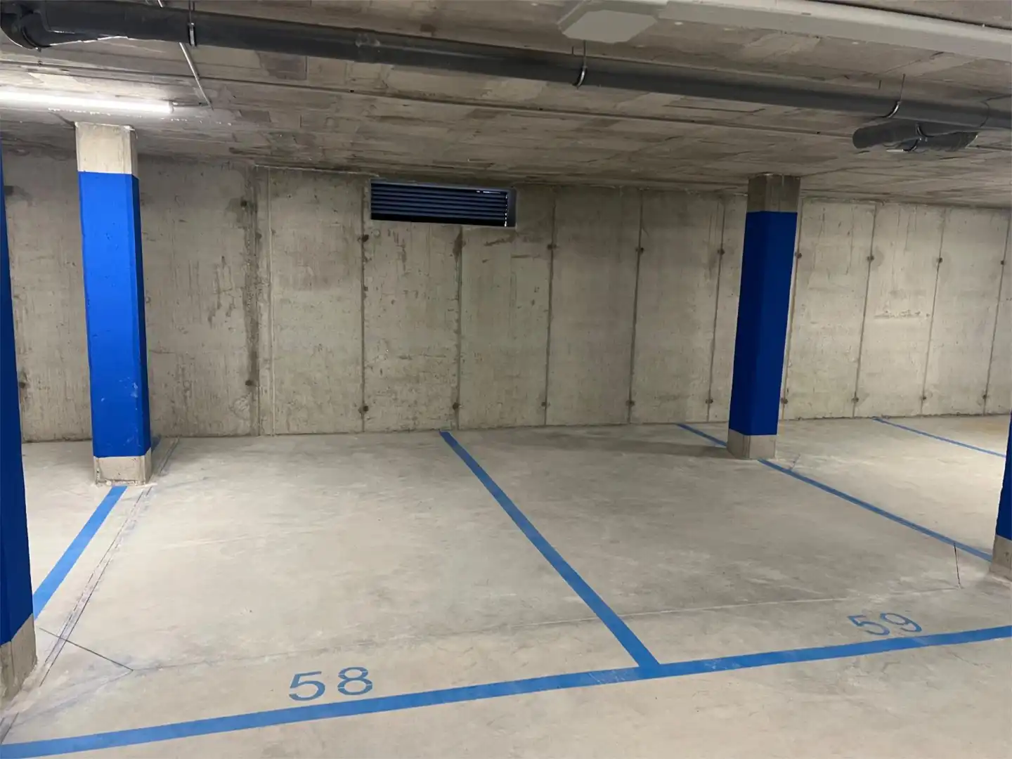 Parking de Piso en venta en Benalmádena con Aire acondicionado, Calefacción y Parquet