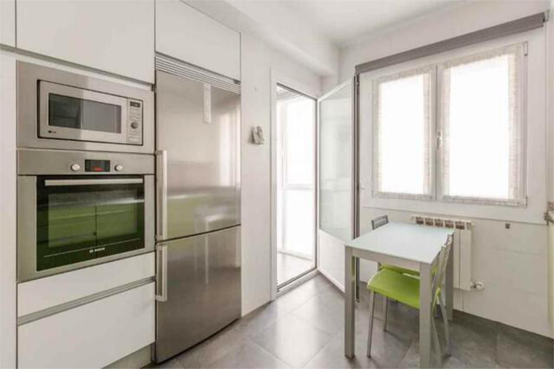 Cuina de Pis de lloguer en  Pamplona / Iruña