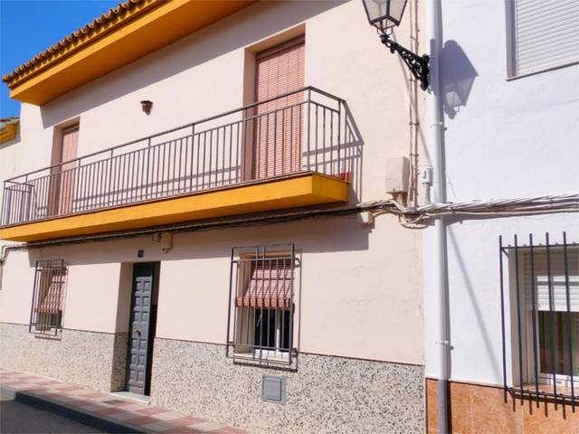 Casa adosada en Venta en Carretera Villanueva, 14 en Cazalilla