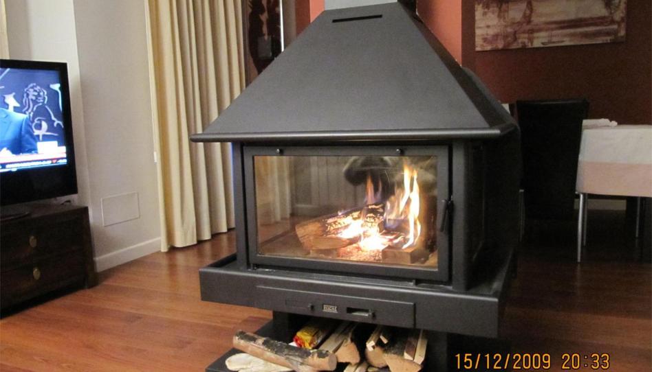 Pis en venda a Carrer de Bernat Saulet, 25, Sant Joan de les Abadesses, Girona - imatge 1 Foto 1 de Pis en venda a Carrer de Bernat Saulet, 25, Sant Joan de les Abadesses, Girona