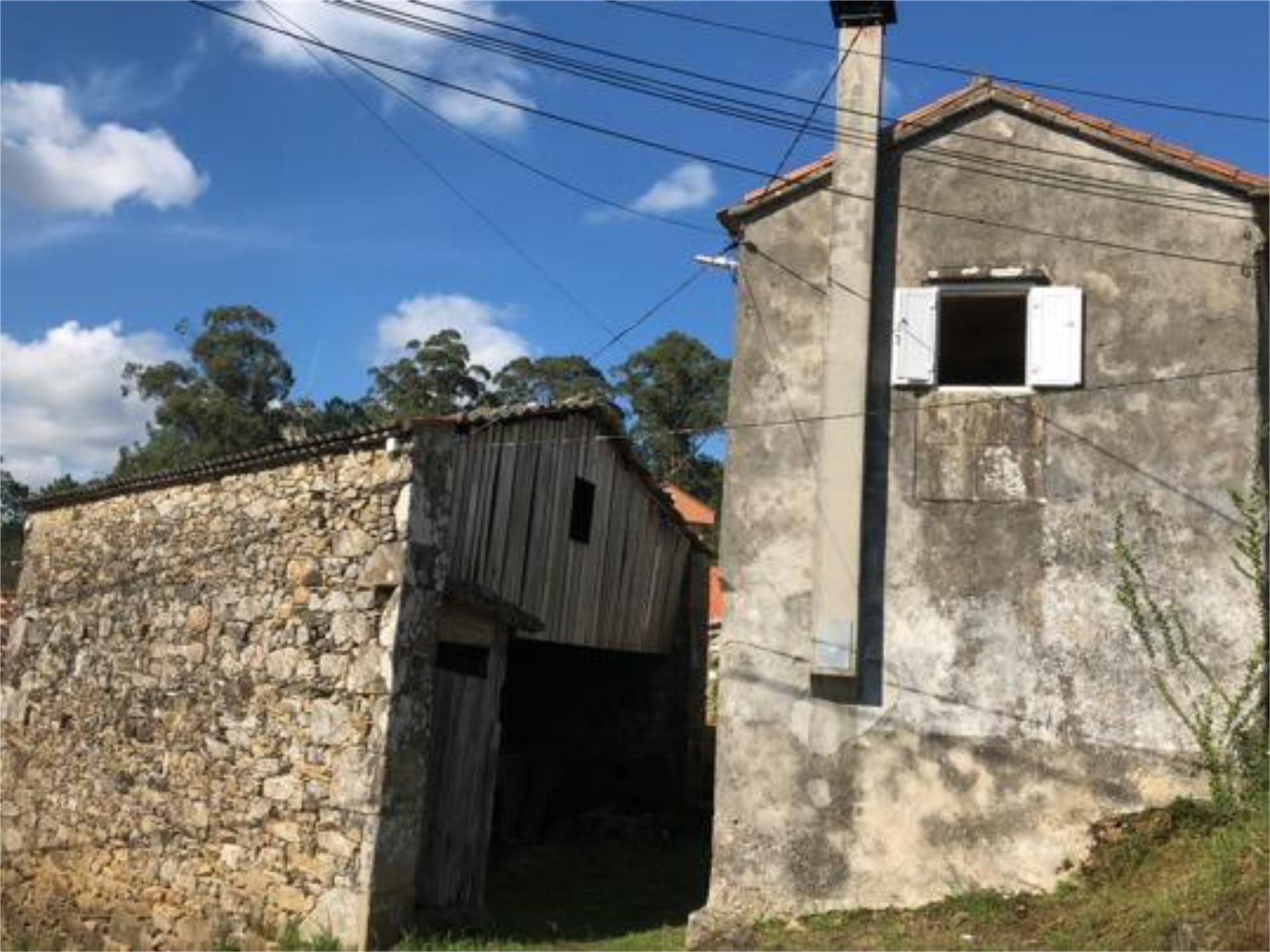 Casa o chalet en venta en Outes Vista exterior de Casa o chalet en venta en Outes con Calefacción y Trastero