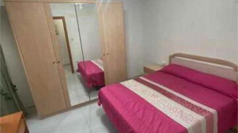 Foto 2 de Piso de alquiler en Las Piscinas Naturales, Torrevieja