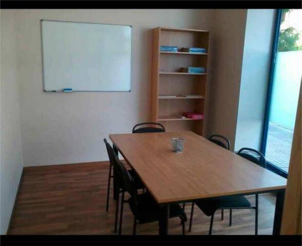 Oficina en Alquiler en Arroyo del Moro - Noreña