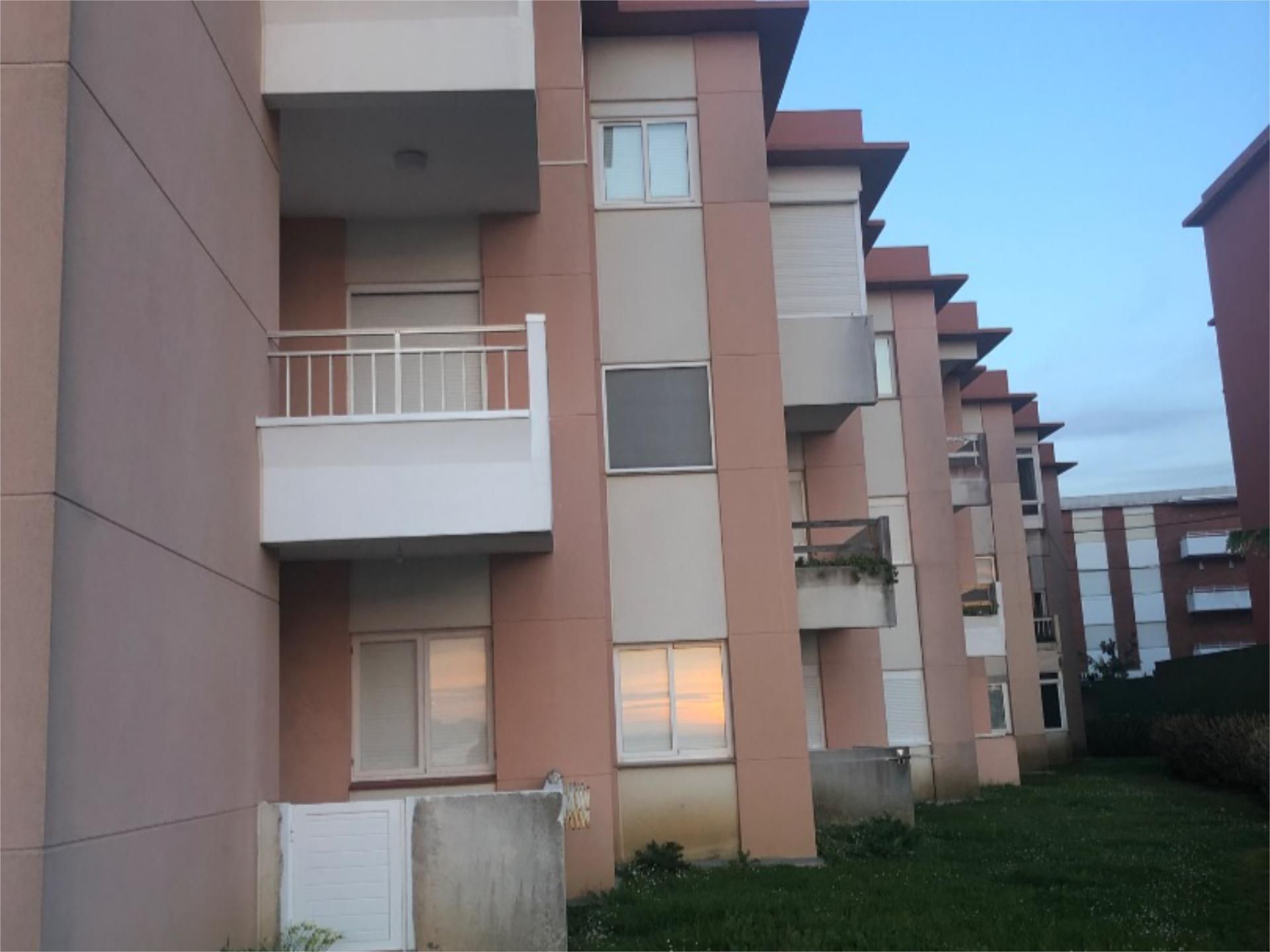 Piso de alquiler en Lugar Ver, Pontedeume Vista exterior de Piso de alquiler en Pontedeume con Calefacción, Parquet y Amueblado