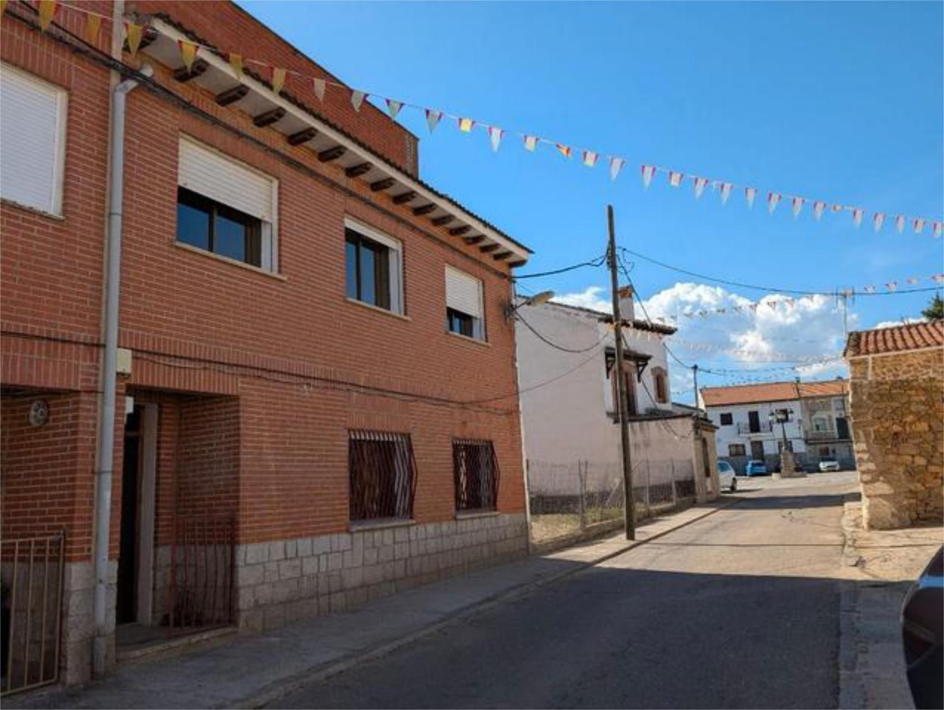 Vista exterior de Casa o xalet en venda en Pelahustán amb Terrassa i Moblat
