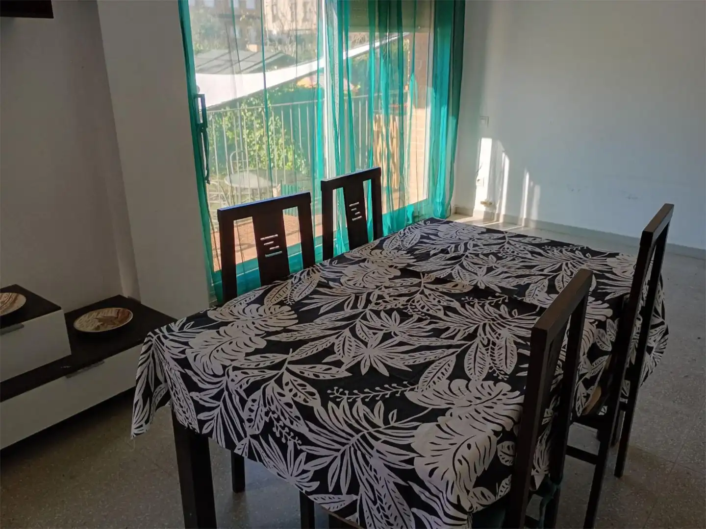 Piso en venta en Carrer Regne de València, 20, Montblanc Comedor de Piso en venta en Montblanc con Calefacción, Jardín privado y Terraza