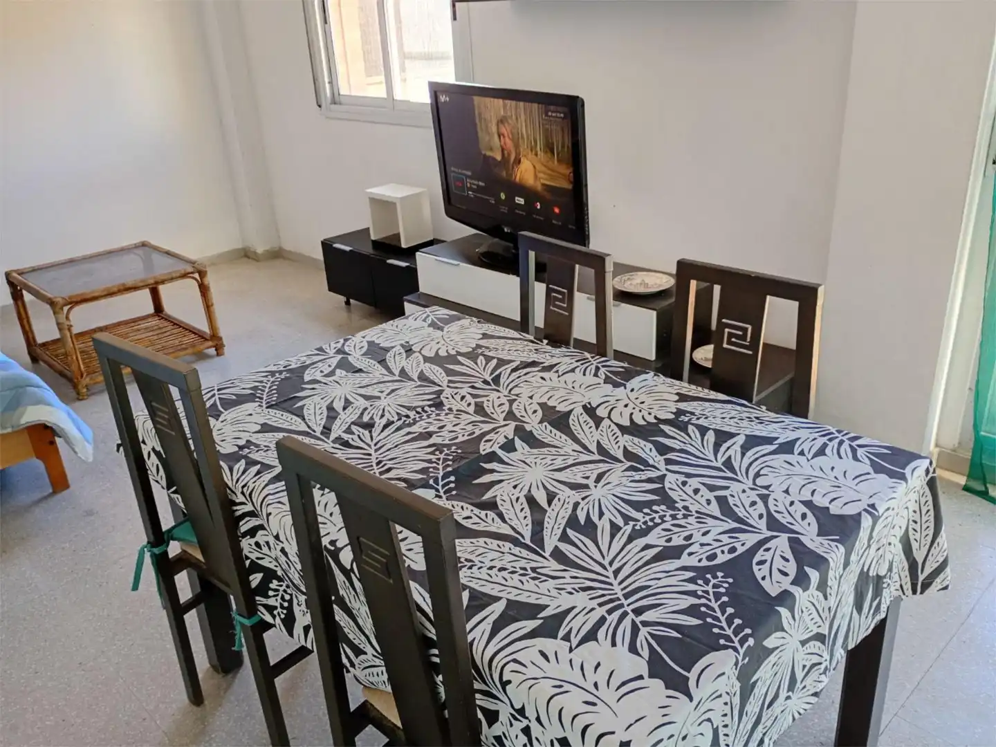Piso en venta en Carrer Regne de València, 20, Montblanc Comedor de Piso en venta en Montblanc con Calefacción, Jardín privado y Terraza