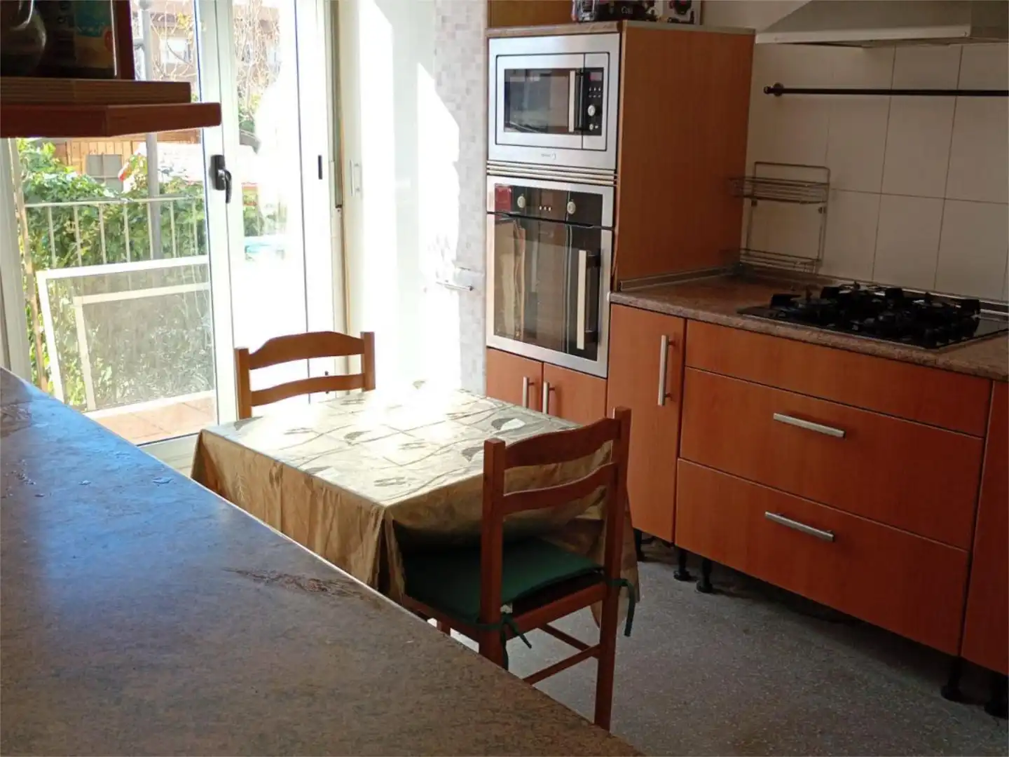 Piso en venta en Carrer Regne de València, 20, Montblanc Cocina de Piso en venta en Montblanc con Calefacción, Jardín privado y Terraza