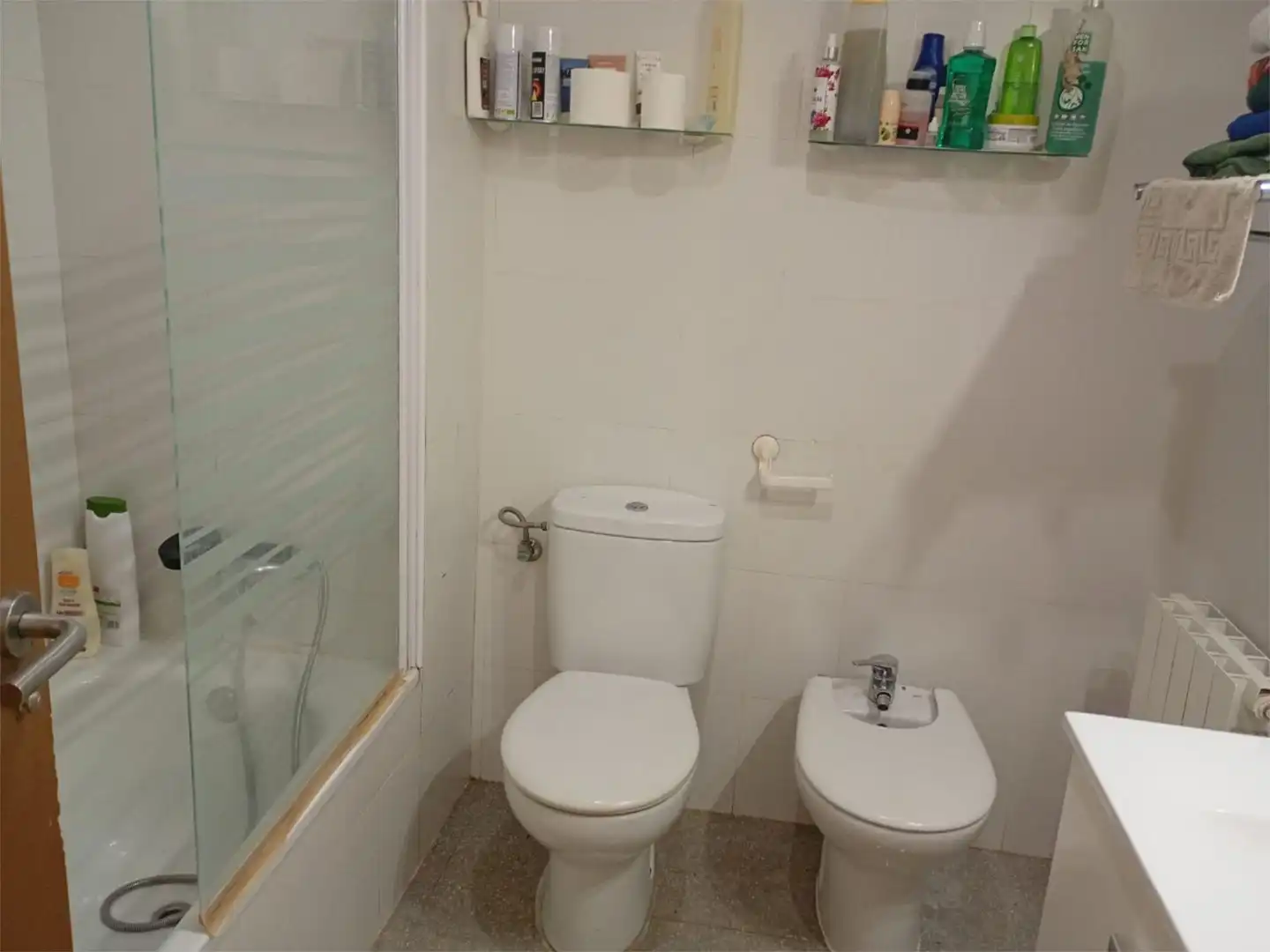 Piso en venta en Carrer Regne de València, 20, Montblanc Baño de Piso en venta en Montblanc con Calefacción, Jardín privado y Terraza