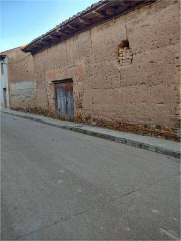 Casa-chalet en Venta en Coomonte