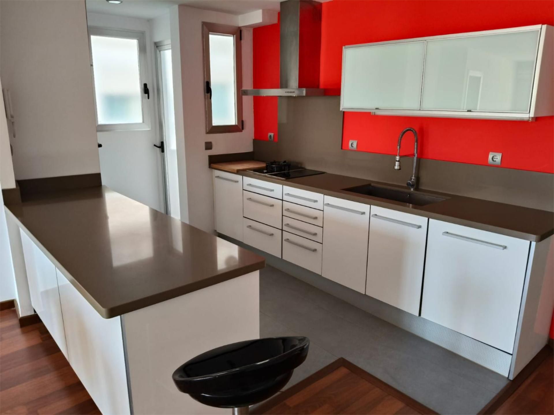 Flat to rent in Carrer D'albacete, 37, Arrancapins Kitchen of Flat to rent in Valencia Capital with Air Conditioner and Balcony