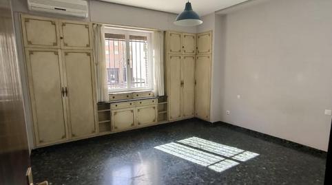 Photo 3 of Flat for sale in Virgen de la Antigua, 28, Los Remedios, Sevilla