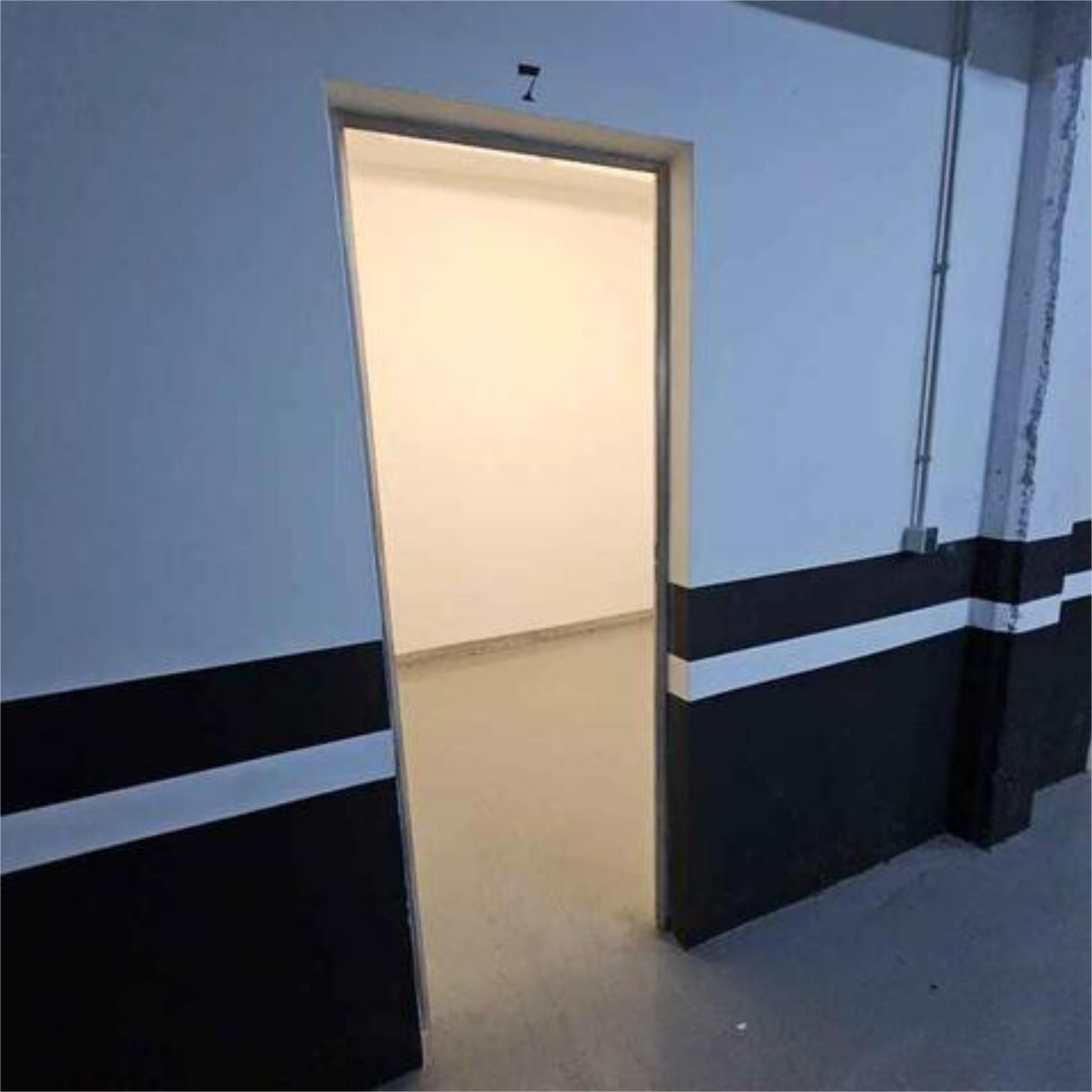 Box room to rent in Ensanche - Fuenfresca