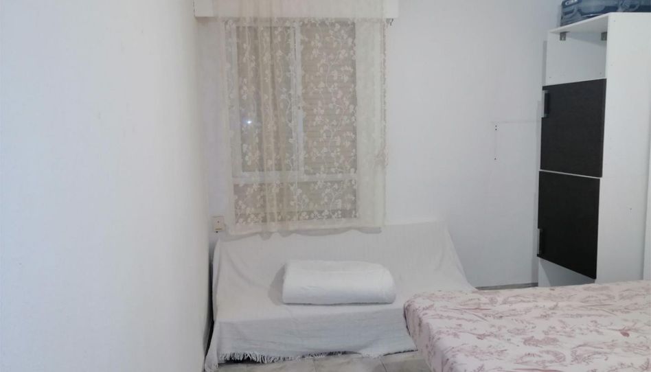 Room in Carrer Forcall, 3, El Pilar, Vila-real - image 1 Photo 1 of Room in Carrer Forcall, 3, El Pilar, Vila-real