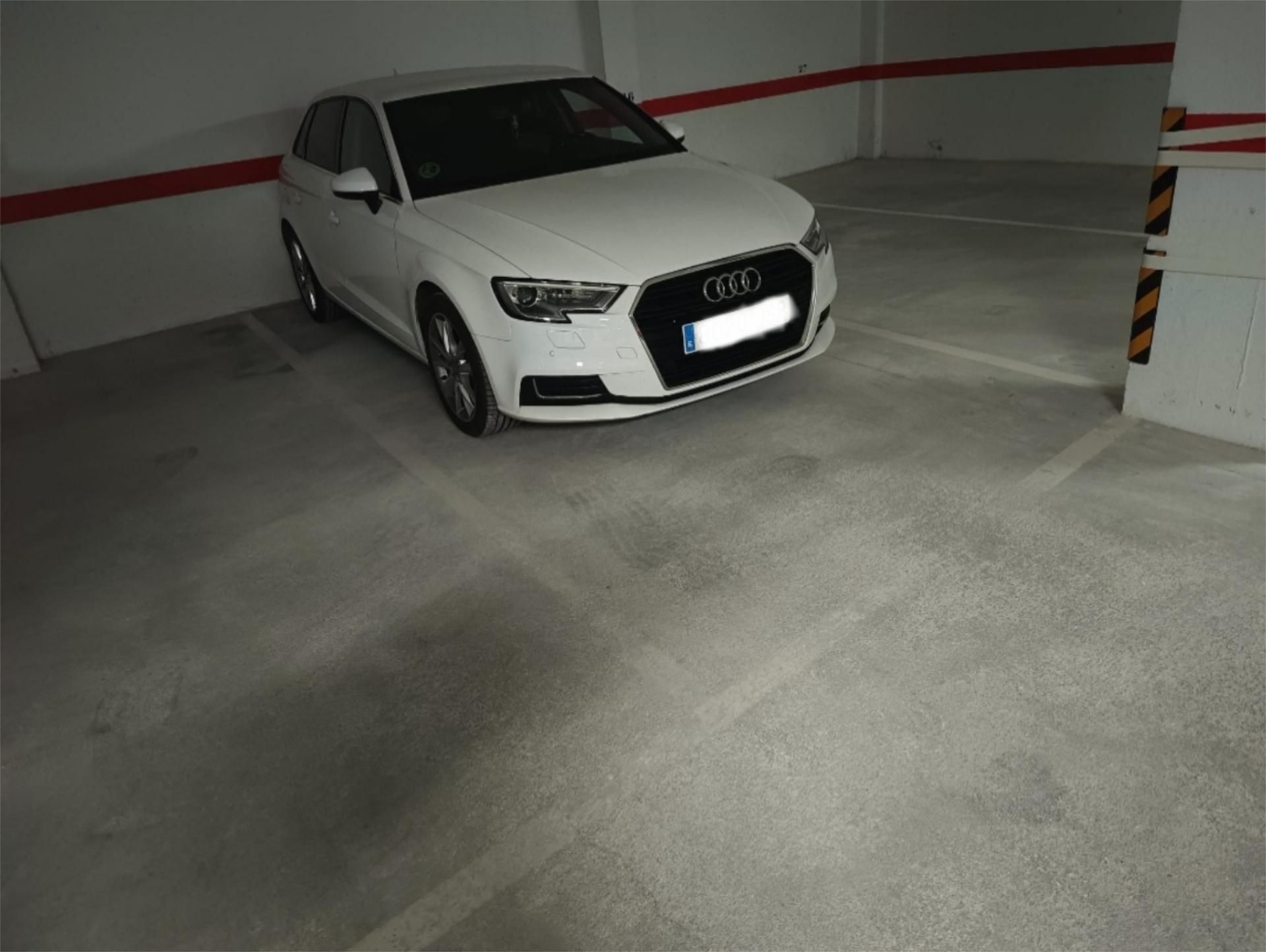 Parking of Garage to rent in Torrevieja