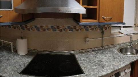 Photo 5 of Flat to rent in Avenida de las Fuerzas Armadas, 6, Pajaritos, Granada