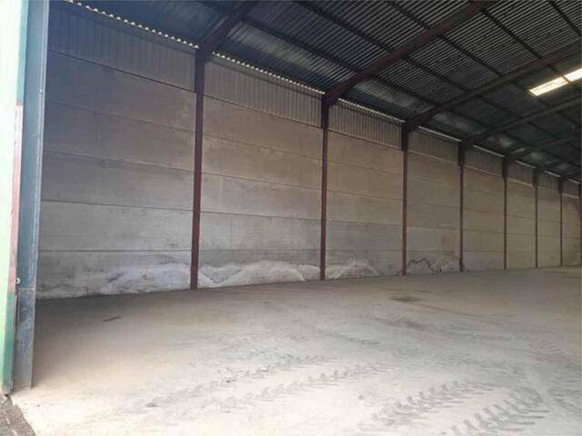 Nave industrial en Alquiler en Villaverde del Río
