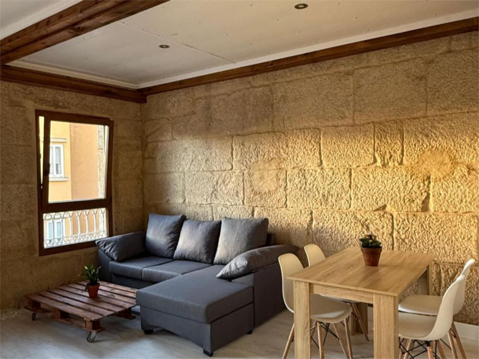 Apartamento de alquiler en Rúa dos Poboadores, 51, Casco Vello Sala de estar de Apartamento de alquiler en Vigo  con Calefacción y Amueblado