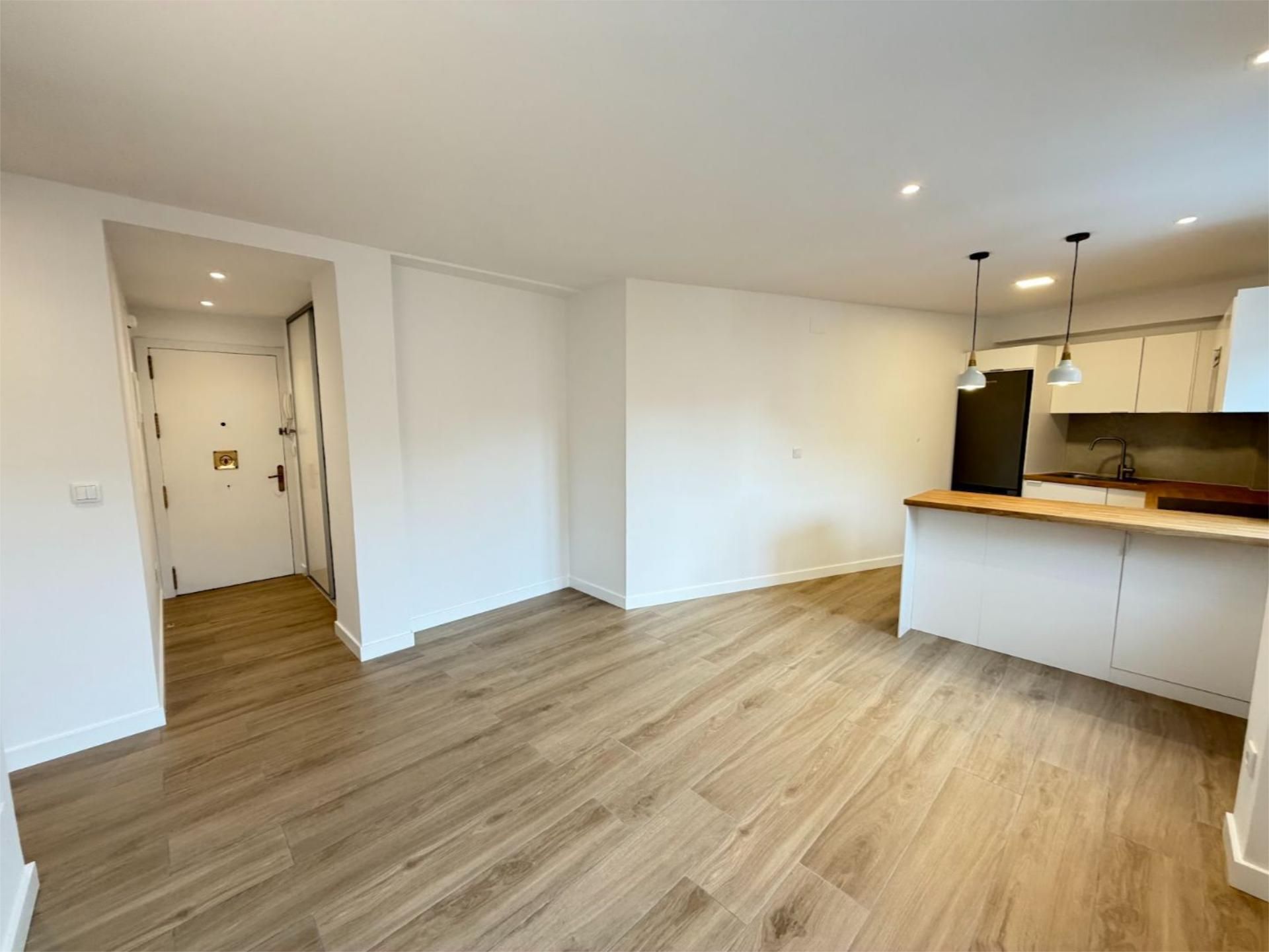 Pis de lloguer a Calle del Pico Cejo, 1, Numancia Pis de lloguer en  Madrid Capital amb Aire condicionat