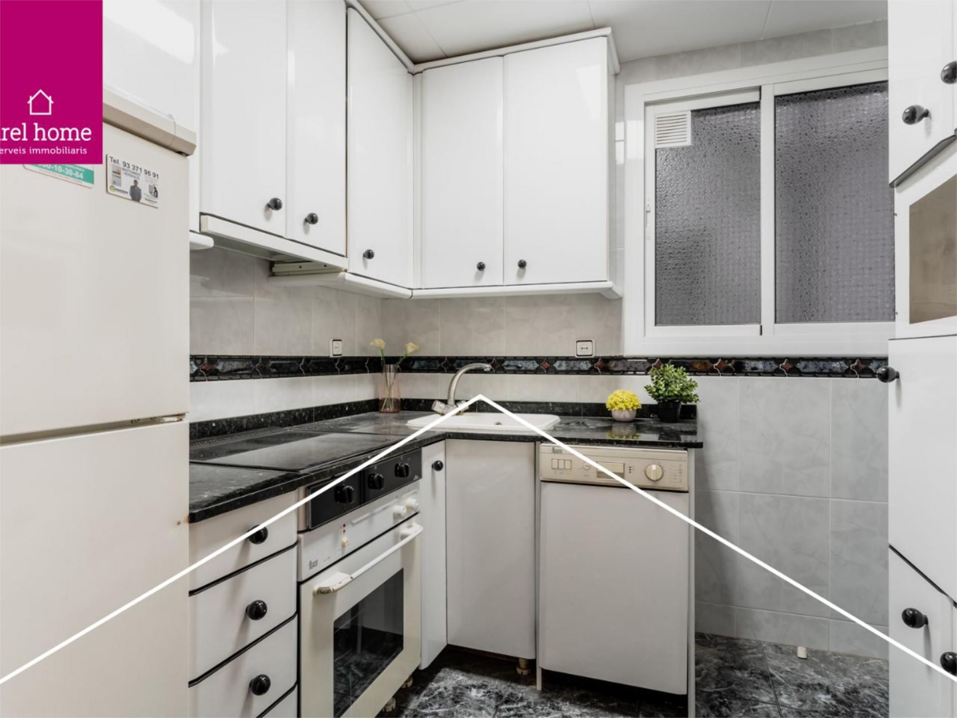 Flat for sale in Avinguda D'isidre Martí, 10, El Centre Flat for sale in Avinguda D'isidre Martí, 10, El Centre