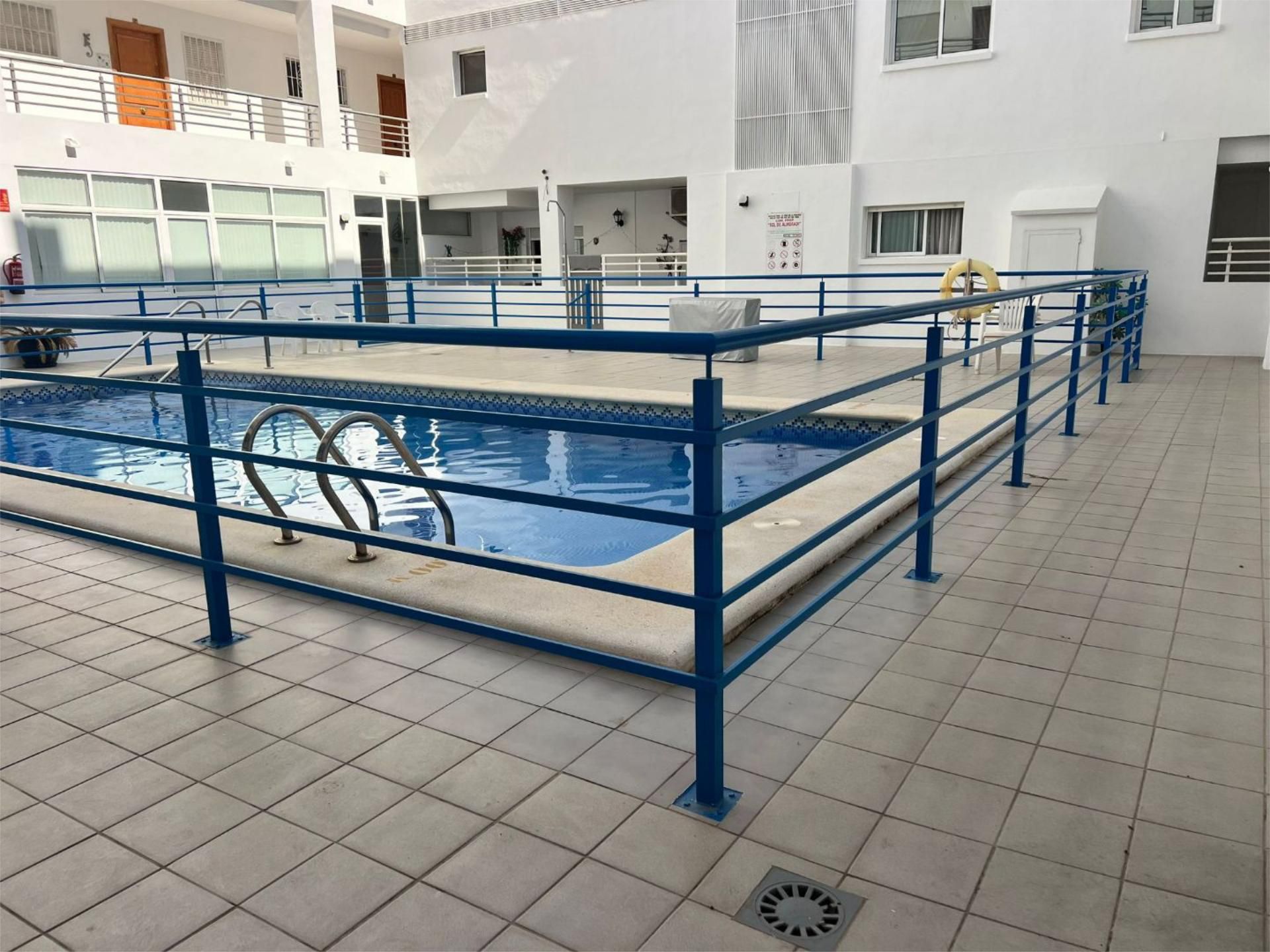 Flat for sale in Calle Granados, 23, Almoradí Swimming pool of Flat for sale in Almoradí with Terrace, Swimming Pool and Furnished