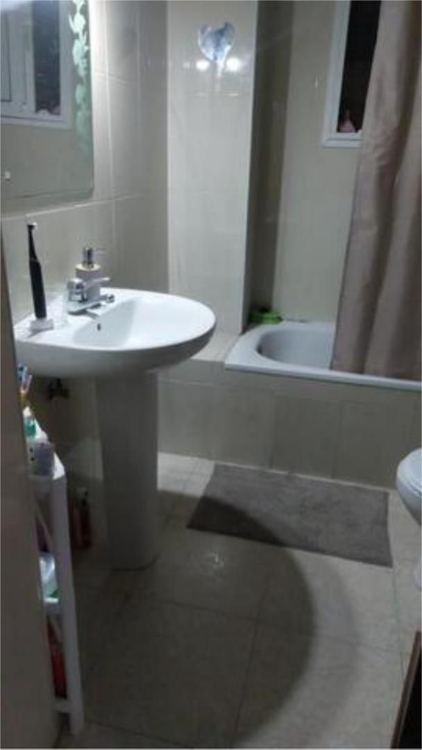 Bany de Pis en venda en  Sevilla Capital amb Moblat