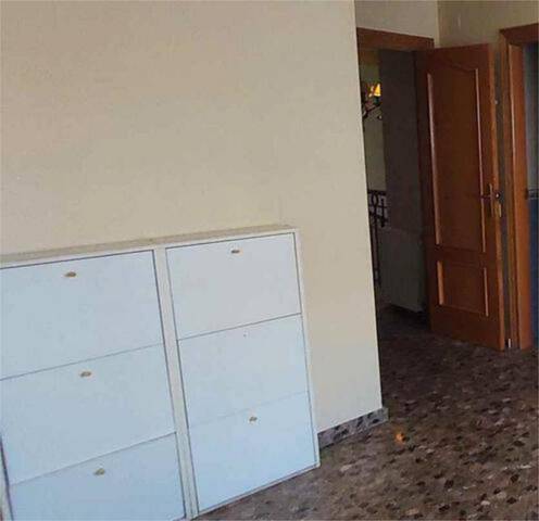 Casa-chalet en Alquiler en Llombai