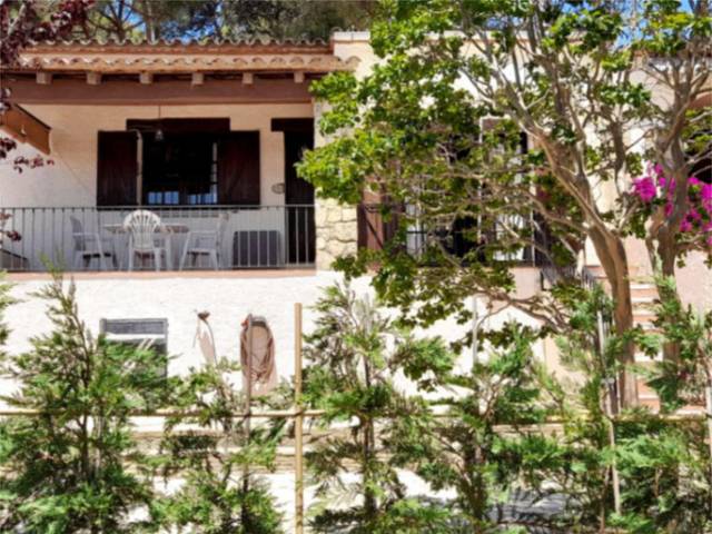 Casa adosada en Alquiler en Urbanització Sol Ric, 5 en Torre Vella - Torre Gran - Les Dunes