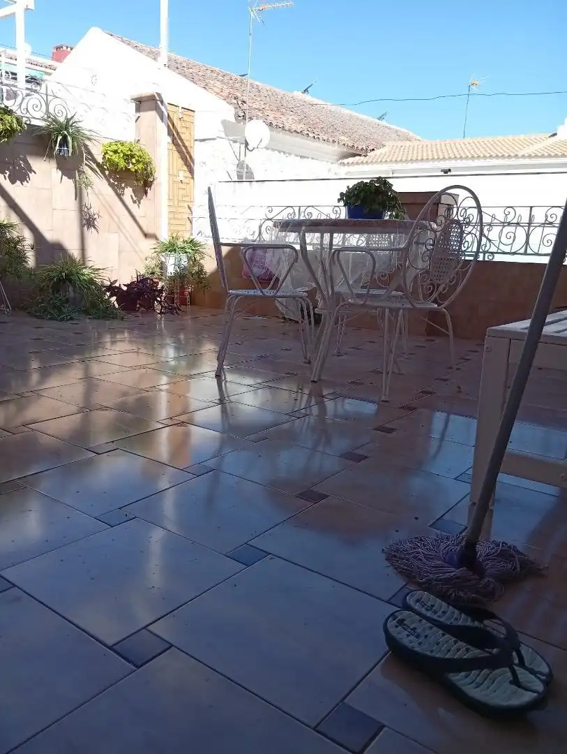 Casa adosada en venta en Calle Valdes Leal, 17, Peñamefecit - Avda Barcelona Terraza de Casa adosada en venta en Jaén Capital con Terraza y Balcón