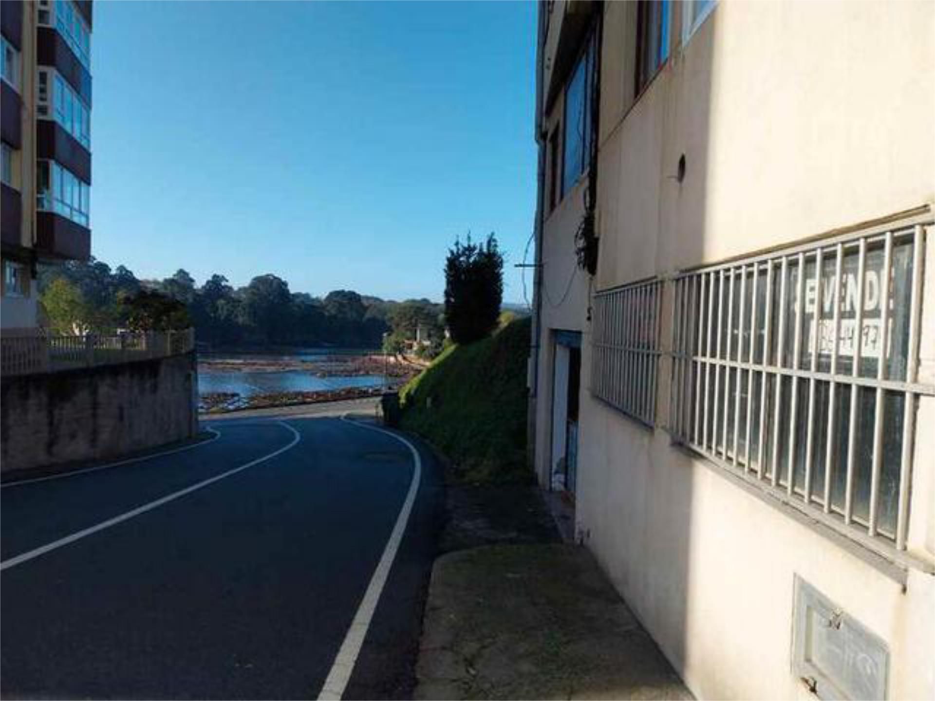 Pis en venda a Dorneda Vista exterior de Pis en venda en Oleiros