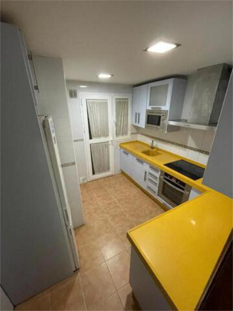 Flat to rent in Chapín - Campus Universitario - Navinco Kitchen of Flat to rent in Jerez de la Frontera  with Heating, Private garden and Terrace