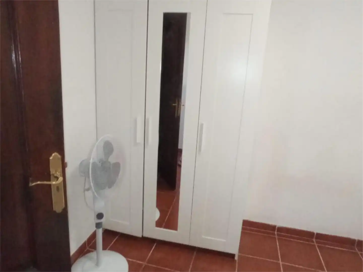 Habitación en Calle Hilario García, 20, Barranco Grande Habitación de Planta baja para compartir en Santa Cruz de Tenerife con Horno, Lavadora y Microondas
